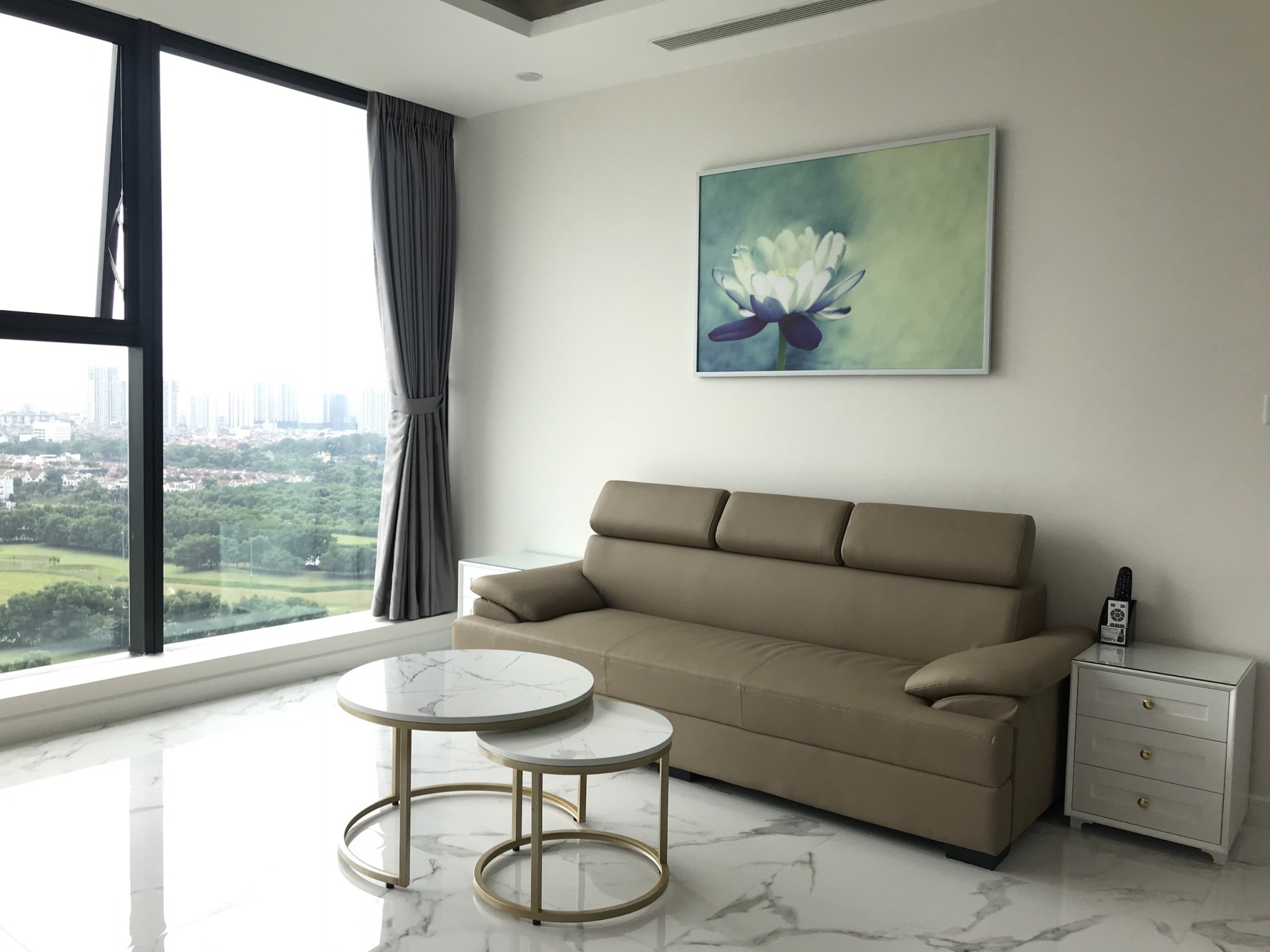 Cho thuê căn hộ 3 ngủ giá rẻ, đẹp tại dự án Sunshine City Ciputra Hà Nội