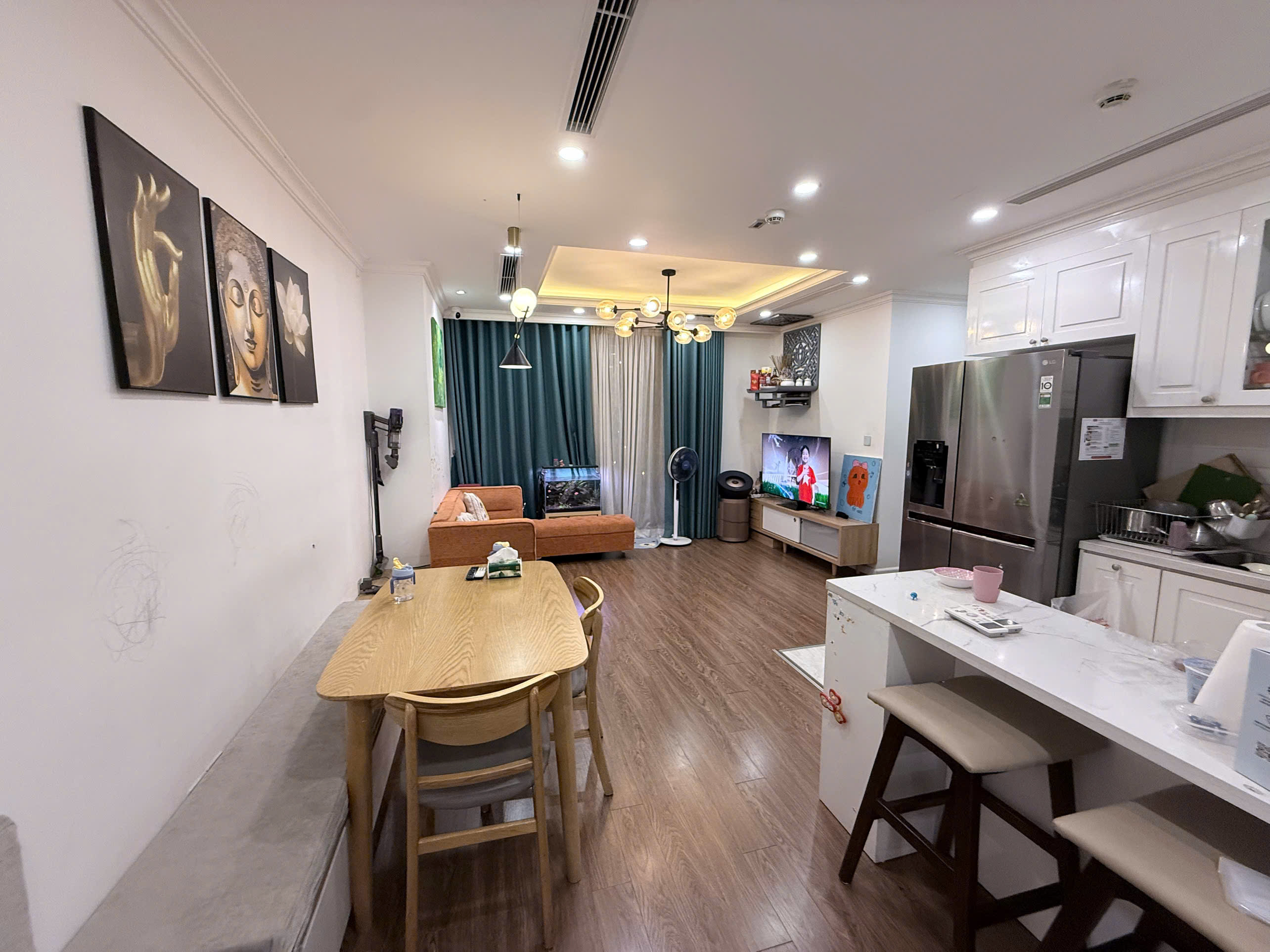 Chuyể nhượng căn hộ Sunshine Riverside 3 phòng ngủ - 2WC/2 logia tòa R2-01 tầng thấp cửa Đông view Phú Thượng