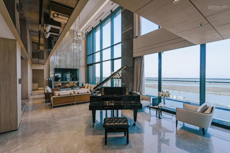 Mua căn hộ 4 ngủ tầng cao hướng Tây bàn giao cao cấp view Ciputra Golf mặt kính LowE Noble West Lake Hanoi